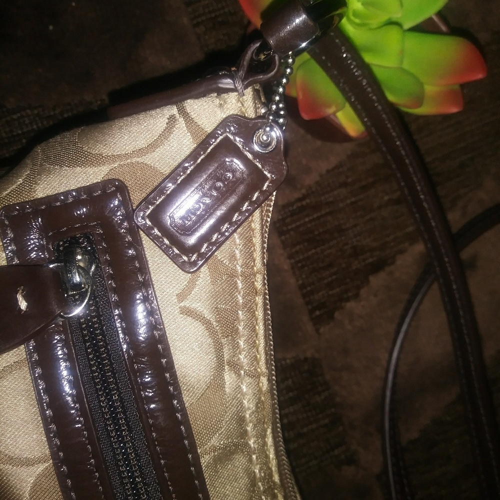 SOLD!!!  Coach Crossbody - Picture 3 of 4
